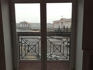2-комн., 80 м², 5/5 этаж