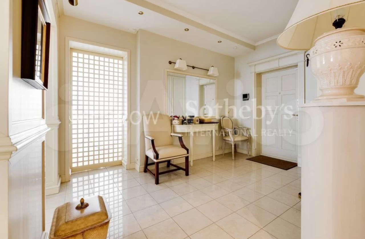 Квартира 127 кв. м в панельке стоит 69 млн. Фото: avito.ru, Moscow Sotheby’s International Realty