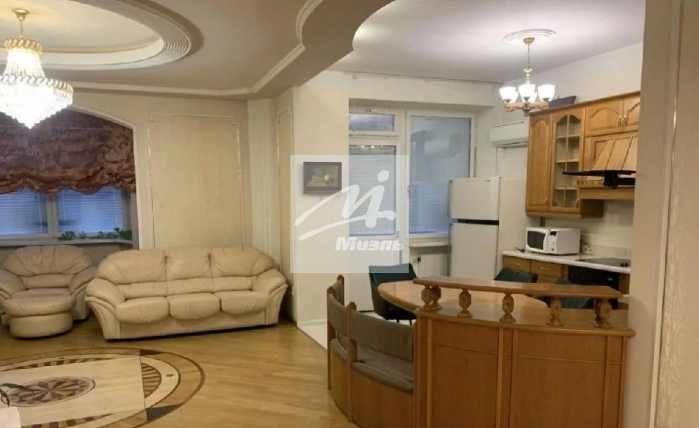 За инкрустированный паркет никто не будет переплачивать. Фото: Миэль